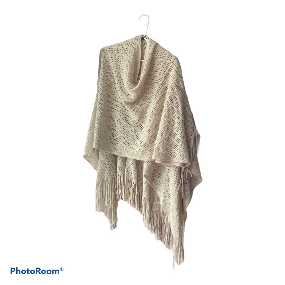 Cream shawl